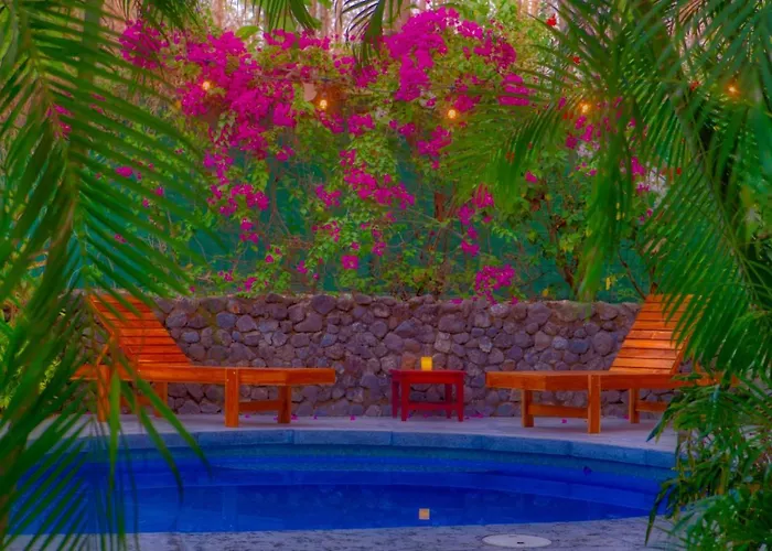 Che Nosara Hotel 3*